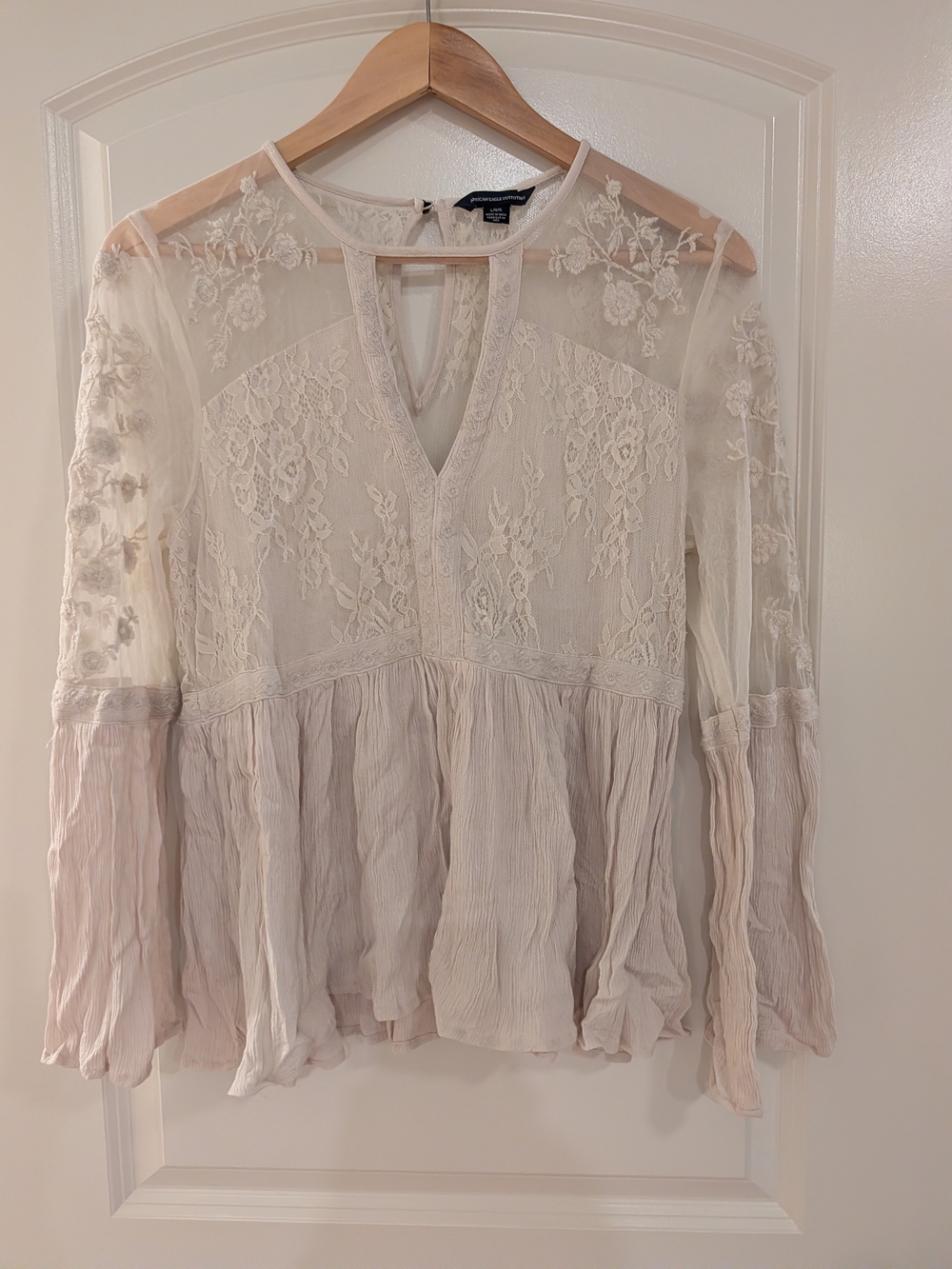 American Eagle Outfitters Beige